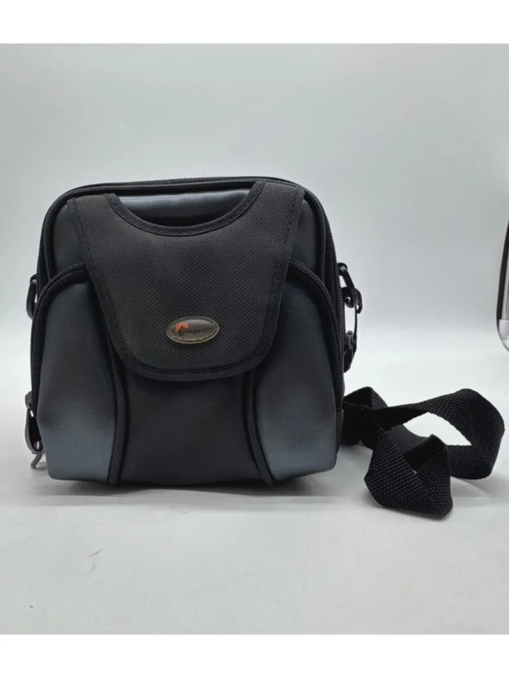 Lowepro VS 30 Black Compact Camera Bag With Adjustable Strap & Zippered Compartm